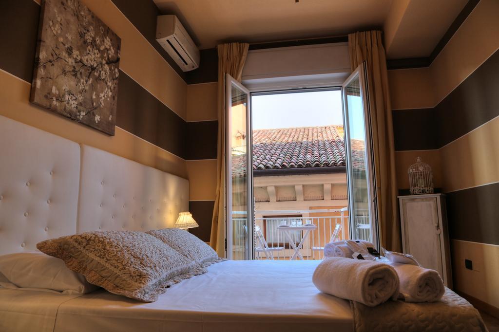 La Casetta Di Lina Rooms And Apartments Verona Exterior foto