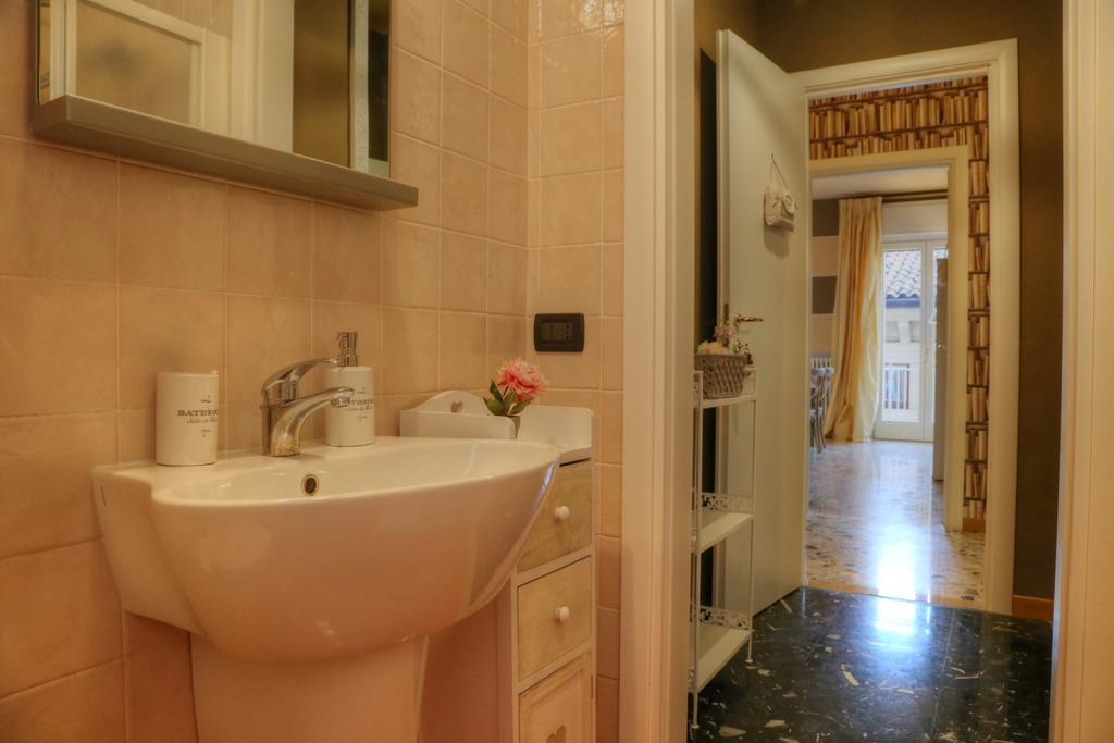La Casetta Di Lina Rooms And Apartments Verona Exterior foto